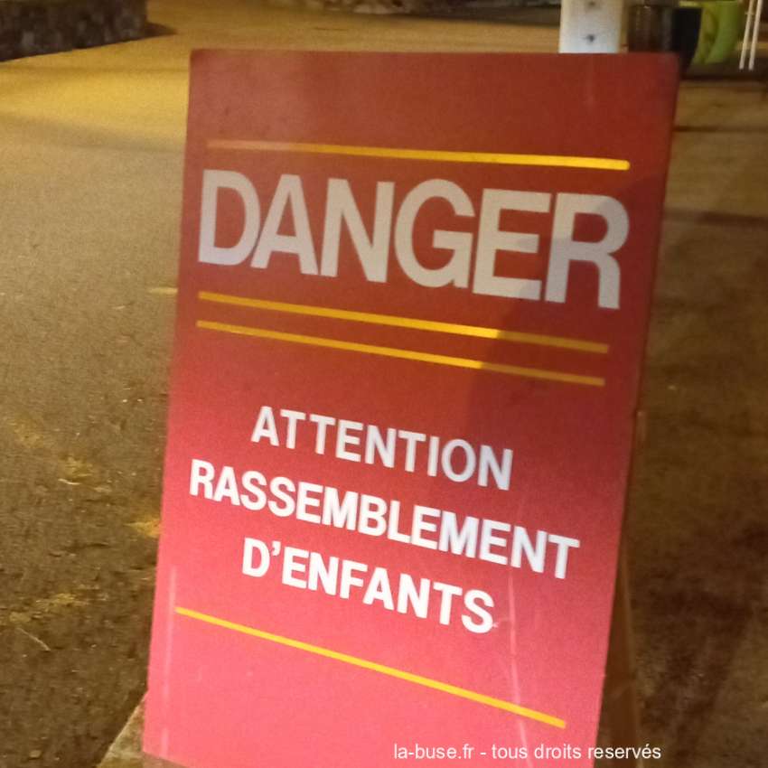 panneau danger enfants